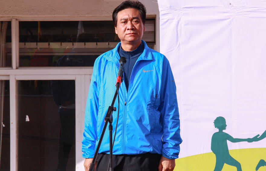 广东省教育厅体卫艺处处长许舒翔发言